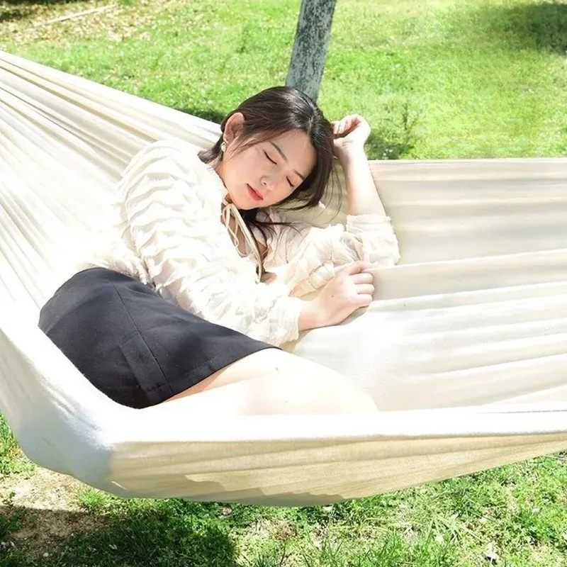 Single portable outdoor camping canvas hammock, nylon color matching hammock, high-strength parachute cloth hammock