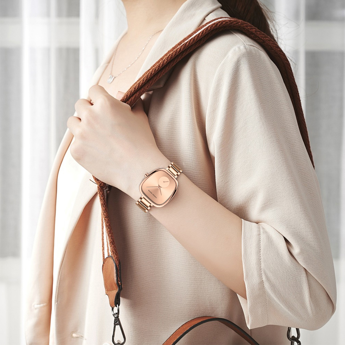 2023 ใหม่ผู้หญิงนาฬิกาข้อมือควอตซ์ 34 มม.Wine Barrel Rose Goldนาฬิกาจับเวลาสีดําแฟชั่นMinimalistสไตล์ผู้หญิงนาฬิกา