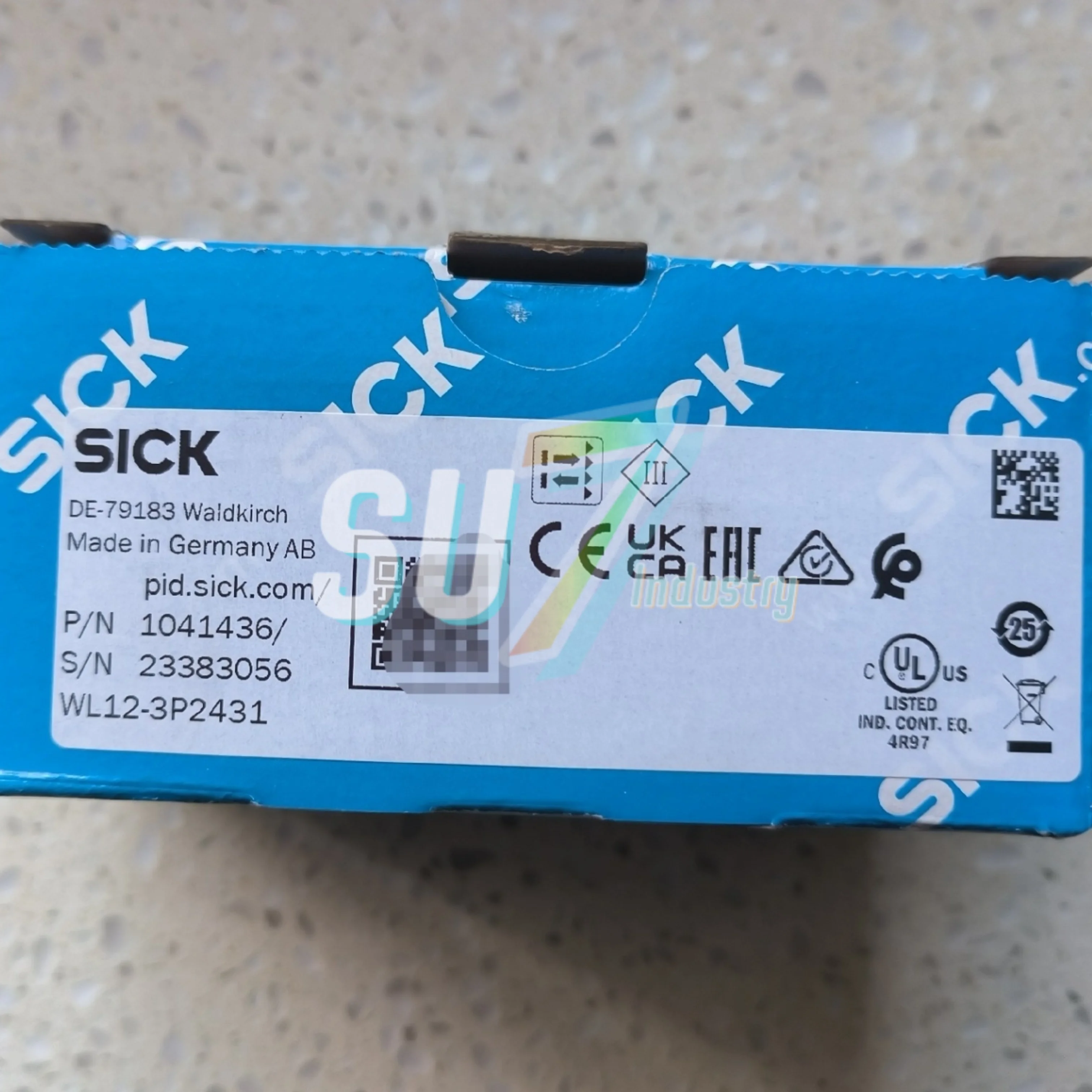 Photoelectric Sensor Switch    New original   WL100L-F2231    WL12-3P2431