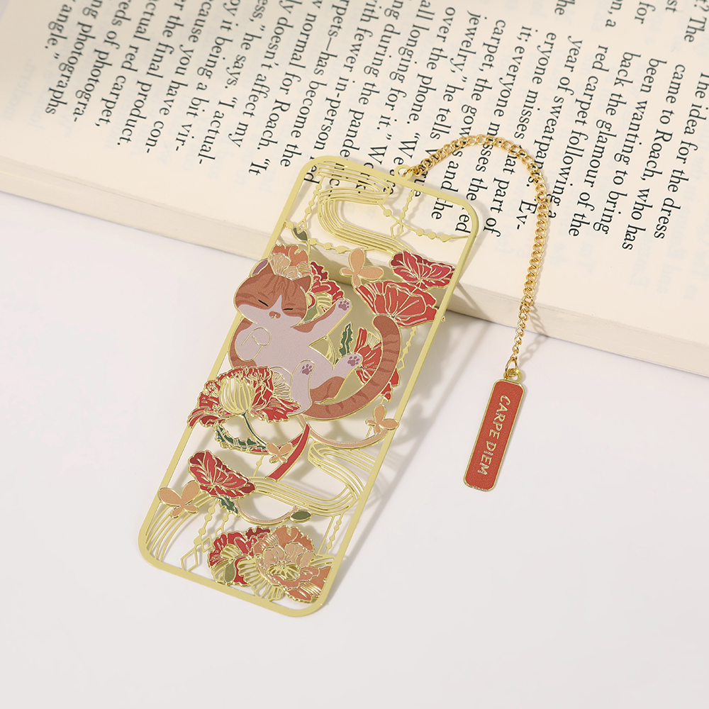 1PC 素敵な猫ブックマーク金属ブックマーク真鍮金属クラシックかわいいスタイル学生ギフト文化と創造的な中空ブックマーク