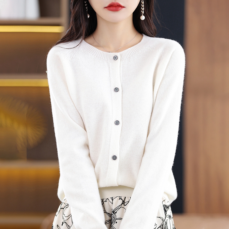 Suéter de malha de alta qualidade com gola redonda, casaco cardigã outono e inverno, nova moda feminina de meia-idade e idosa zd060