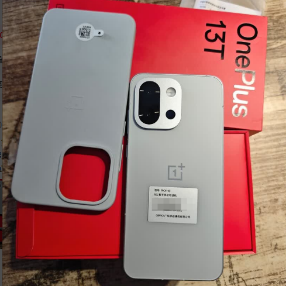 Китайская версия разблокированного мобильного телефона OnePlus 13T 5G 6,32 дюйма OLED Snapdragon8 Elite 50MP задняя камера NFC 80 Вт SuperVOOC 6260 мАч