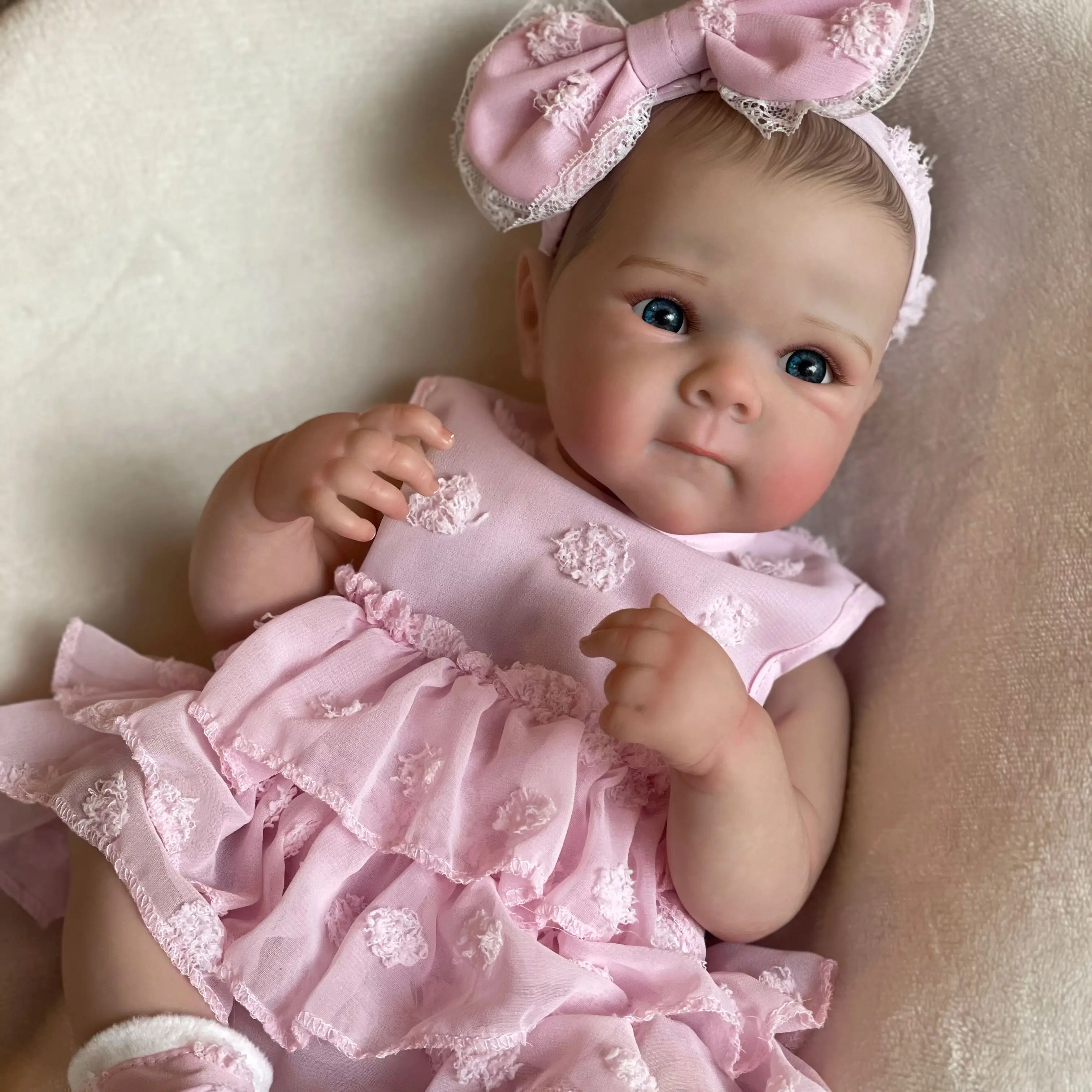 Schöne Bettie 45CM Mädchen Ganzkörper-Puppe aus weichem Vinyl, bemalte Babypuppe mit bemaltem Haar, als Weihnachtsgeschenk für Kinder