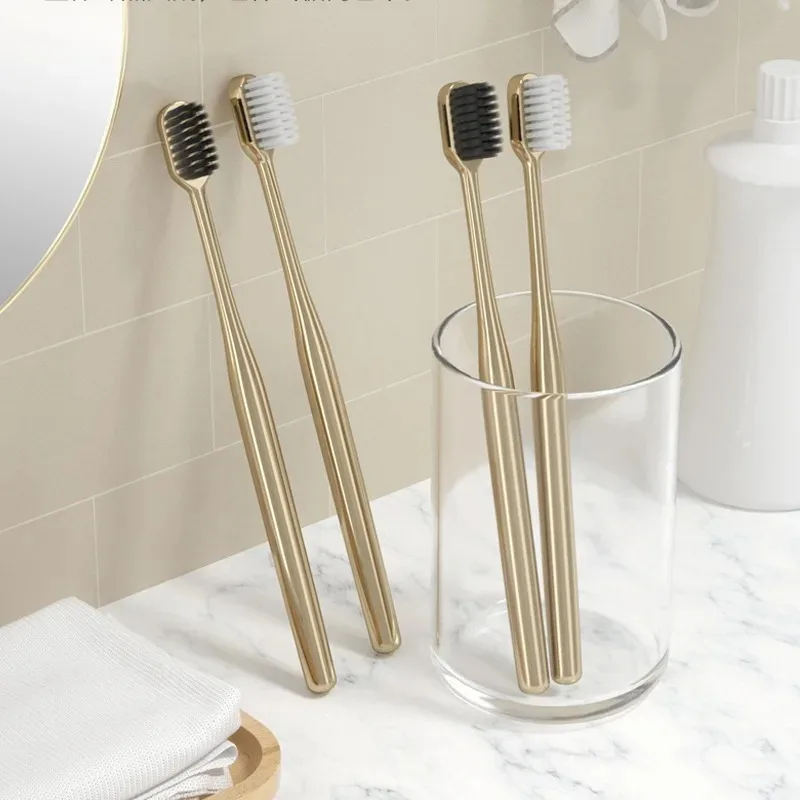 Luxury Soft แปรงสีฟันผู้ชายผู้หญิงผู้ใหญ่ฟันแปรงทองเงินทันตกรรมแปรง Elegance Gentle แปรงสีฟัน Drop Shipping