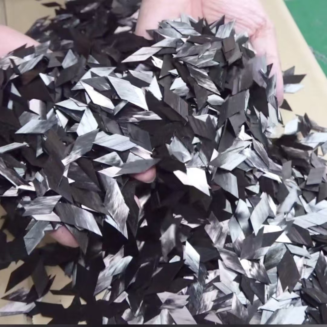Flake Forged Carbon Diamond Shaped Carbon Fiber Short Cut 42mm Size Carbon Fiber Forged Grain Raw Material