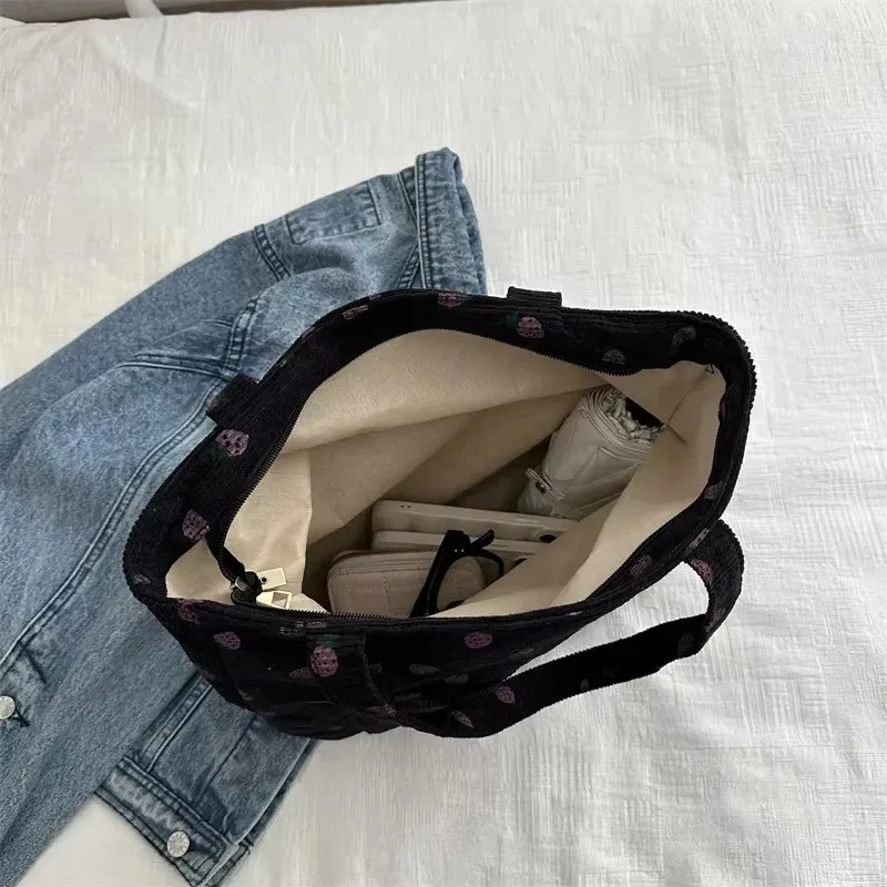 Bolsa de veludo morangos bolsa de praia elegante versátil bolsa de ombro grande capacidade simples commuter bolsa tote feminina bolsos