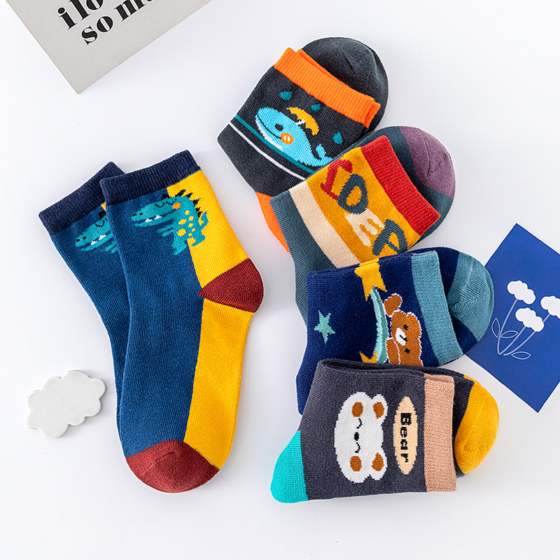 5 pares de lindos patrones de dibujos animados, calcetines de otoño e invierno para niños cómodos y transpirables
