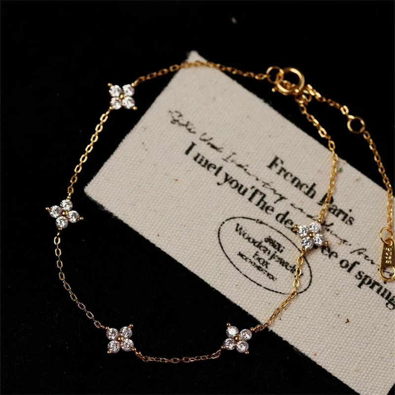 Pulsera de acero inoxidable con flor de cristal para mujer, pulsera coreana con personalidad a la moda, accesorios de joyería, regalo de aniversario 2024
