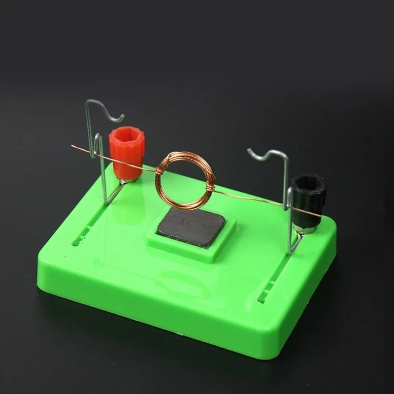 Modello di motore per esperimenti fisici STEM Strumento didattico per altalena elettromagnetica
