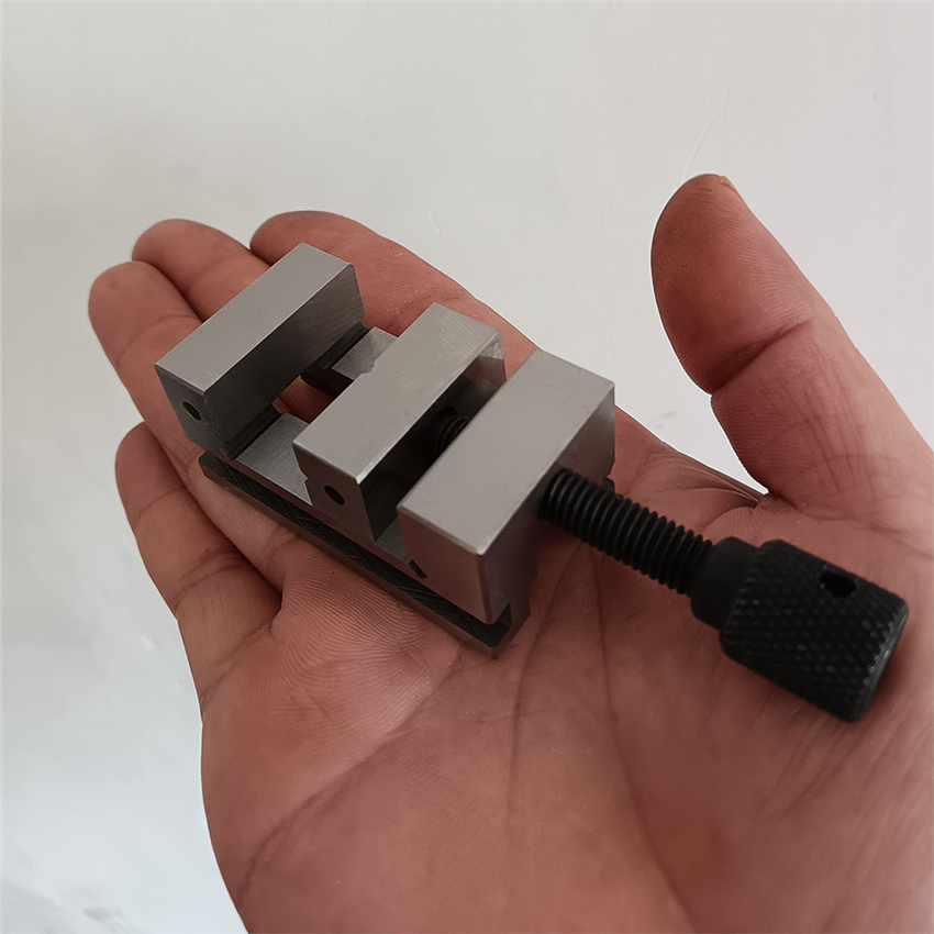 QGG25/33/38 1/1,3/1,5-дюймовые микропрецизионные плоскогубцы, мини-крестовые V-образные плоскогубцы, ручные инструменты, мини-стальные тиски, зажим