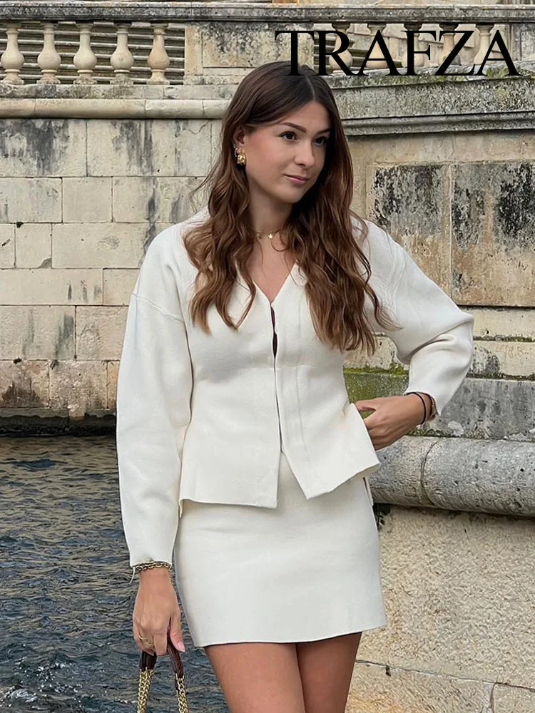 TRAFZA Frauen Frühling Rock Anzüge Solide V-ausschnitt Langarm Dachte Taste Strickjacke + Hohe Taille Gestrickte Mini Röcke Weibliche Dünne sets