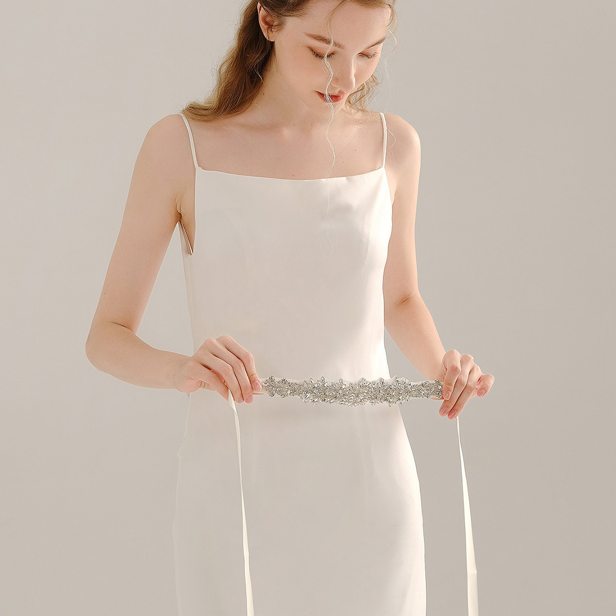 Cintura da sposa in argento con cristalli scintillanti, fascia fatta a mano per le donne, accessori per gioielli, forniture per matrimoni