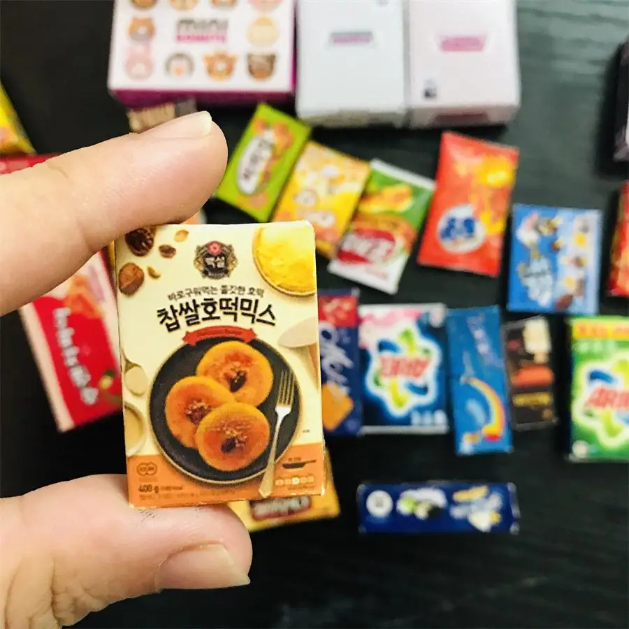 Nueva casa de muñecas en miniatura bonita, comida de imitación, Mini bebida, comida en miniatura a escala 1/12 1/6 para decoración de casa de muñecas, juguetes para niños