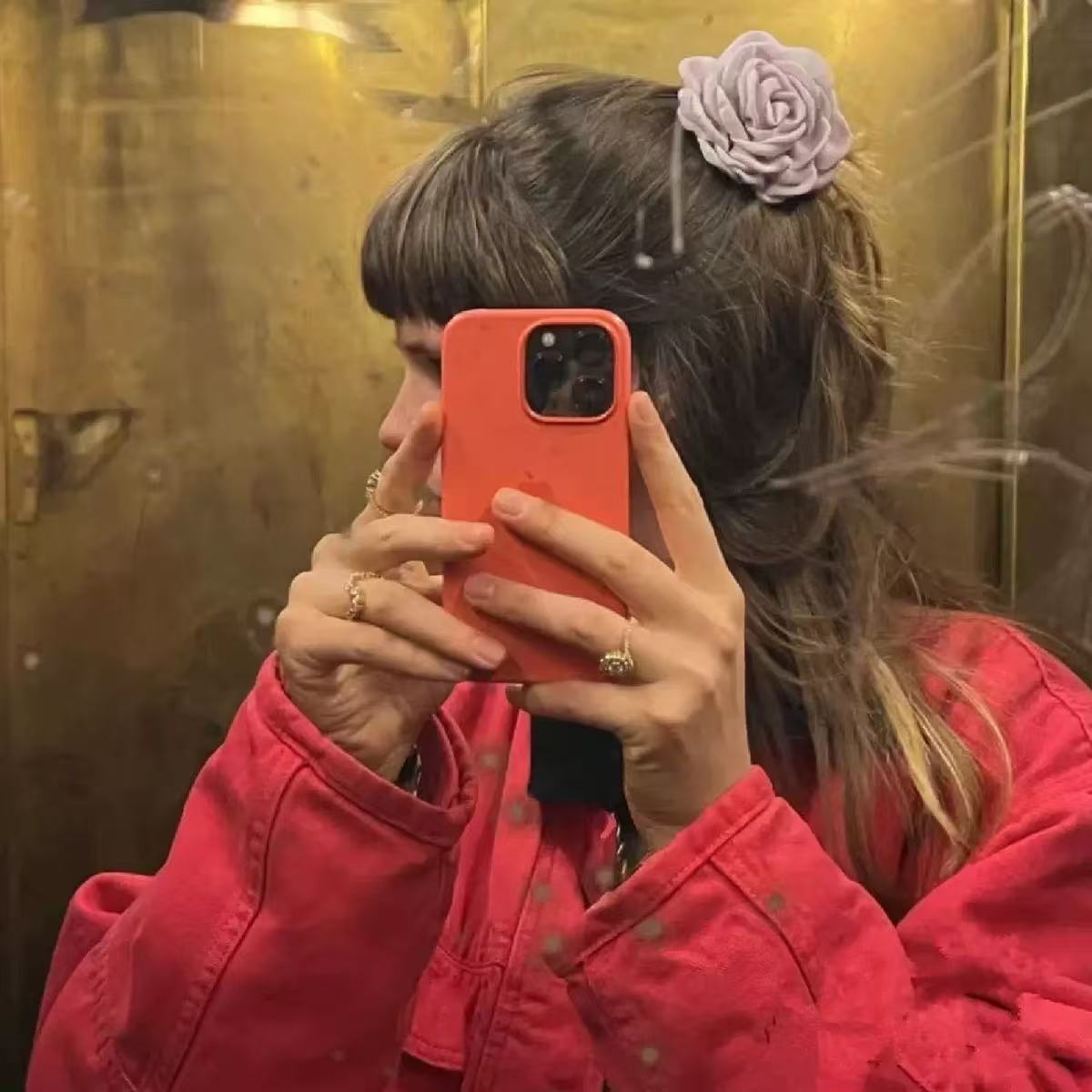 Stereoscopische Rose Flower Hair Clip voor vrouwen Elegante achterkant van het hoofd Haar Shark Clip Modieuze meisjeshaaraccessoires