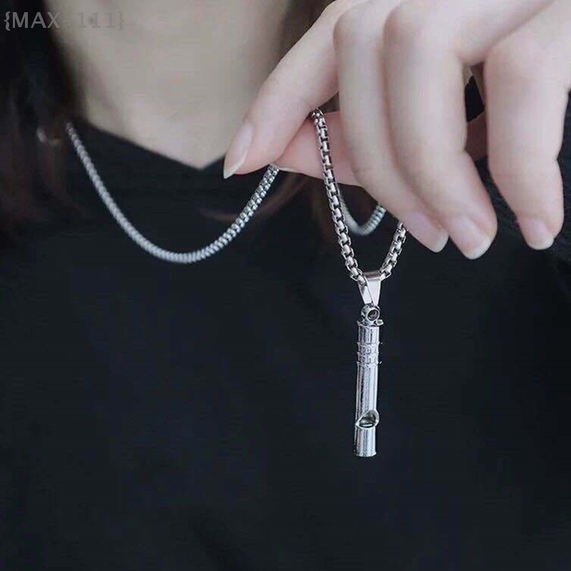 Collier pendentif sifflet de survie d'urgence, colliers de Camping de randonnée en plein air, sifflet Punk en acier inoxydable