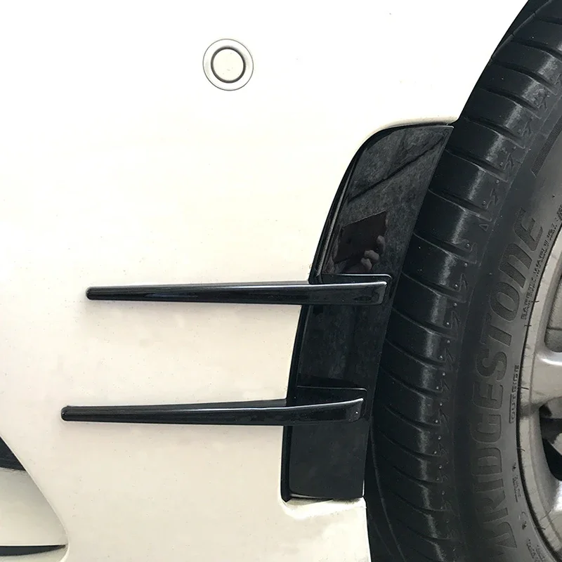 2 個車のフロントリアバンパーサイドエアベントスプリッタースポイラーカナード車のサイドベントトリムスポイラーカナードスプリッターカーアクセサリー