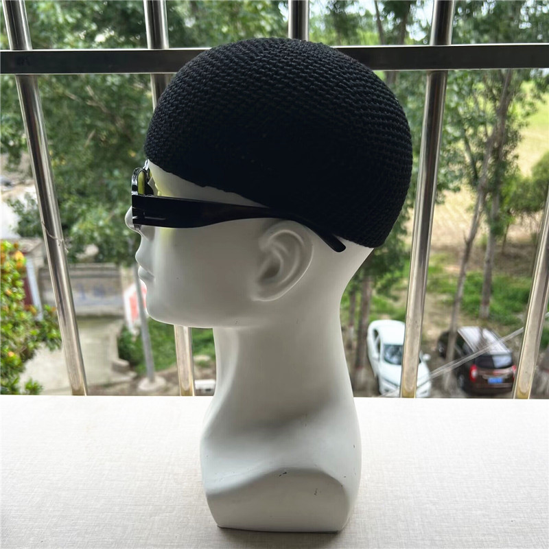 春と秋の帽子男性イスラム教徒の祈りの帽子イスラム礼拝帽子 Kufi ニットキャップ無地サウジアラビア帽子