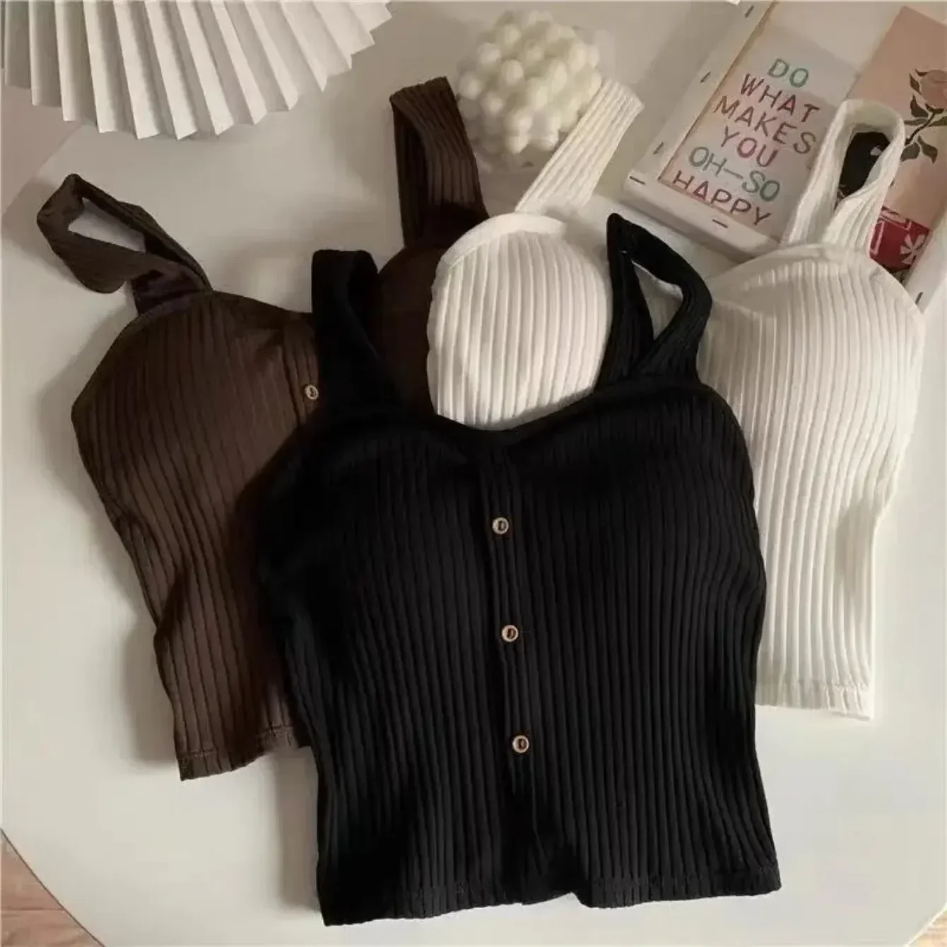 2025 Tops cortos Y2K para mujer con almohadillas para sujetador, corsé de verano, chaleco con tirantes coreanos, camisola Sexy ajustada nueva