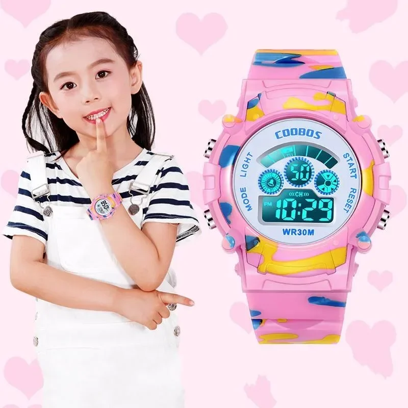 男の子と女の子のためのLED照明付き時計,子供用ミリタリー腕時計,デジタル時計,スポーツ,カモフラージュ,緑