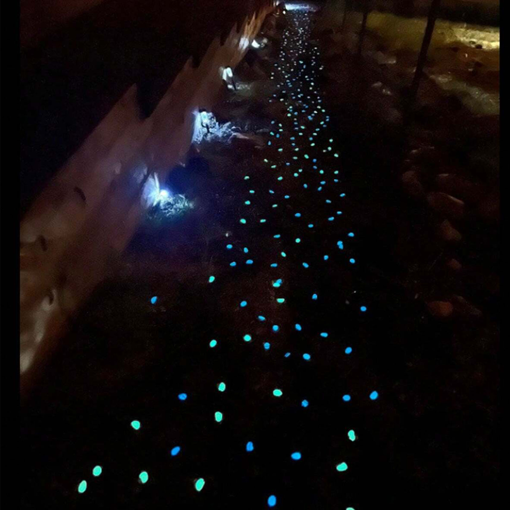 mini pietre che si illuminano al buio, rocce che si illuminano al buio, pietre che si illuminano al buio, acquari in pietra, pietre decorative per esterni,