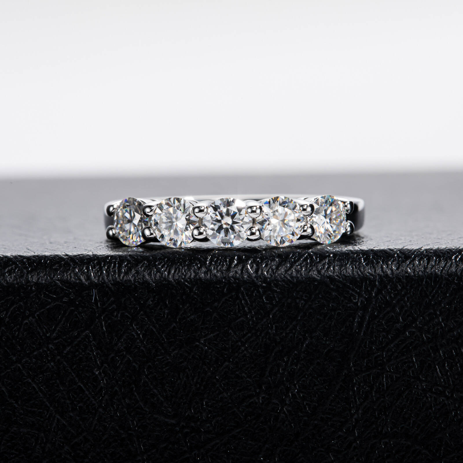 TY White Gold D Color 4mm Moissanite Ring For Women 925 Silver 1.5CT Stone Match Dia Wedding Band Bride S Sterling Sier GRA