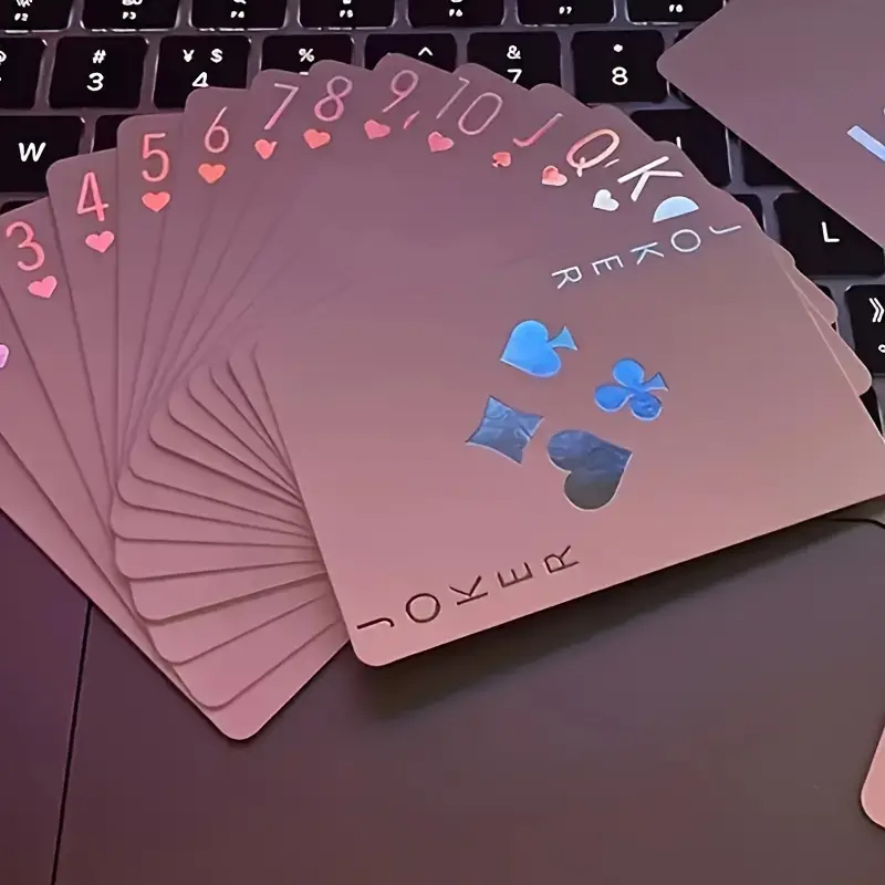 Lebhafte, im Dunkeln leuchtende Spielkarten, unterhaltsames Familienspiel für Erwachsene, langlebiges Kartonmaterial, perfekt zum Verschenken