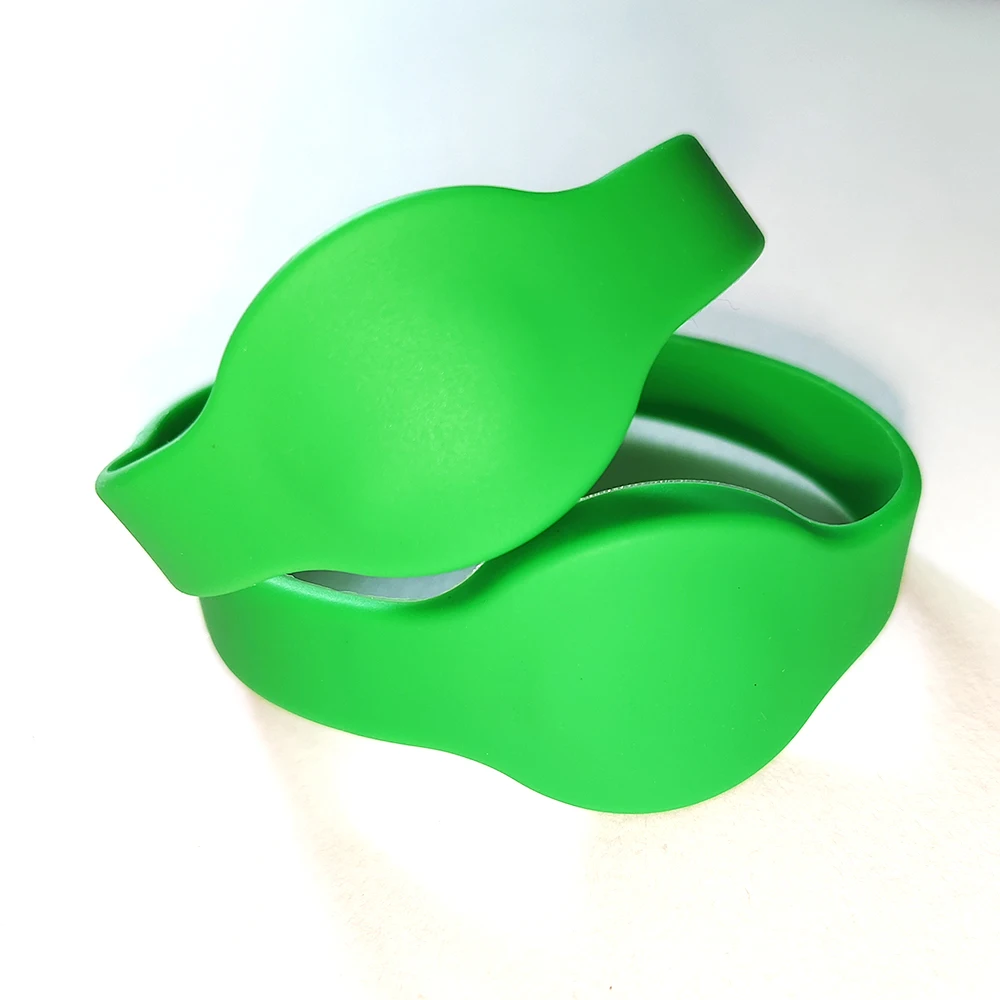 1Pc/Lot 125Khz T5577 EM4305 Rewritable RFID Bracelet Silicone Wristband Watch Copy Clone Blank Card In Access Control