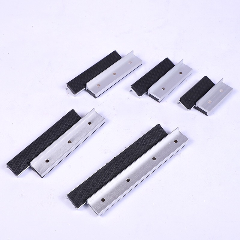 2PC Magnetic Jaw Pads Soft Rubber Padded Protector Multi Slot Inserts for Bench Vise Milling Machine Metalworking Tools