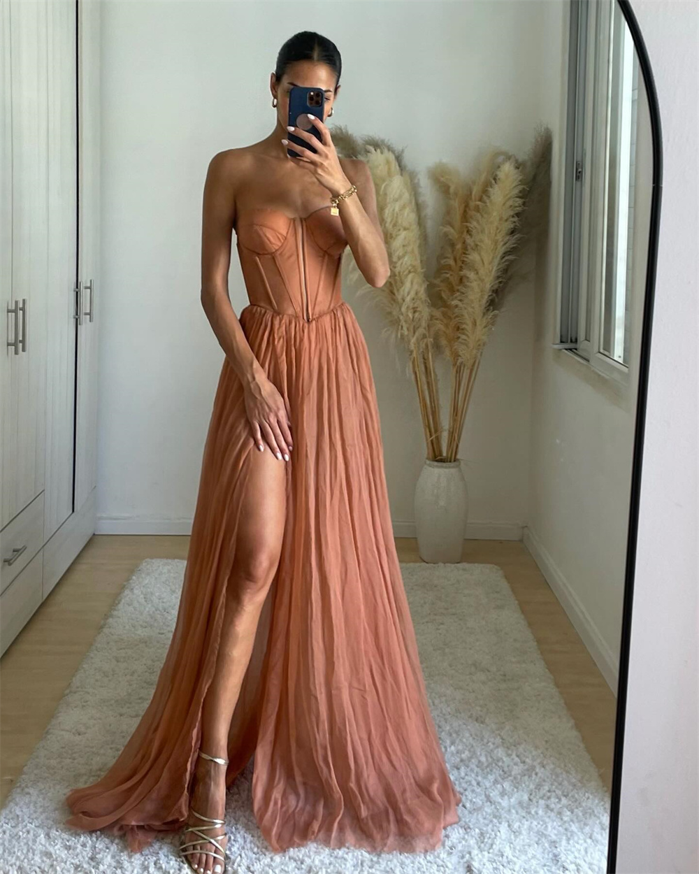 Bella Yellow Chiffon Prom Dresses Strapless Aline Side Split Wedding Dress Customized Sleeveless Floor-length Vestidos De Fiesta