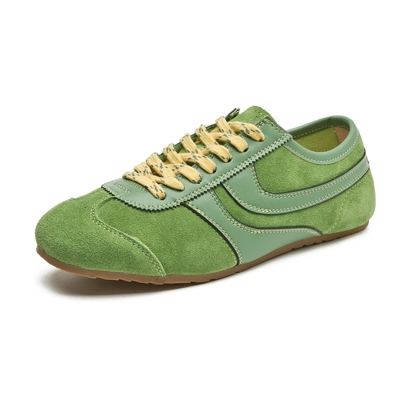 Chaussures d'entraînement allemandes femmes 2025 nouvelles femmes en cuir véritable baskets plates à lacets rétro grande taille Forrest Gump chaussures femmes