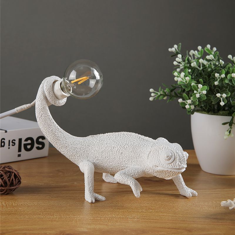 Nordic Eidechse Nachtlicht Moderne Nette LED Harz Tier Chamäleon RGB Lampe Schlafzimmer Deco kinder Spielzeug Weiß Leuchten