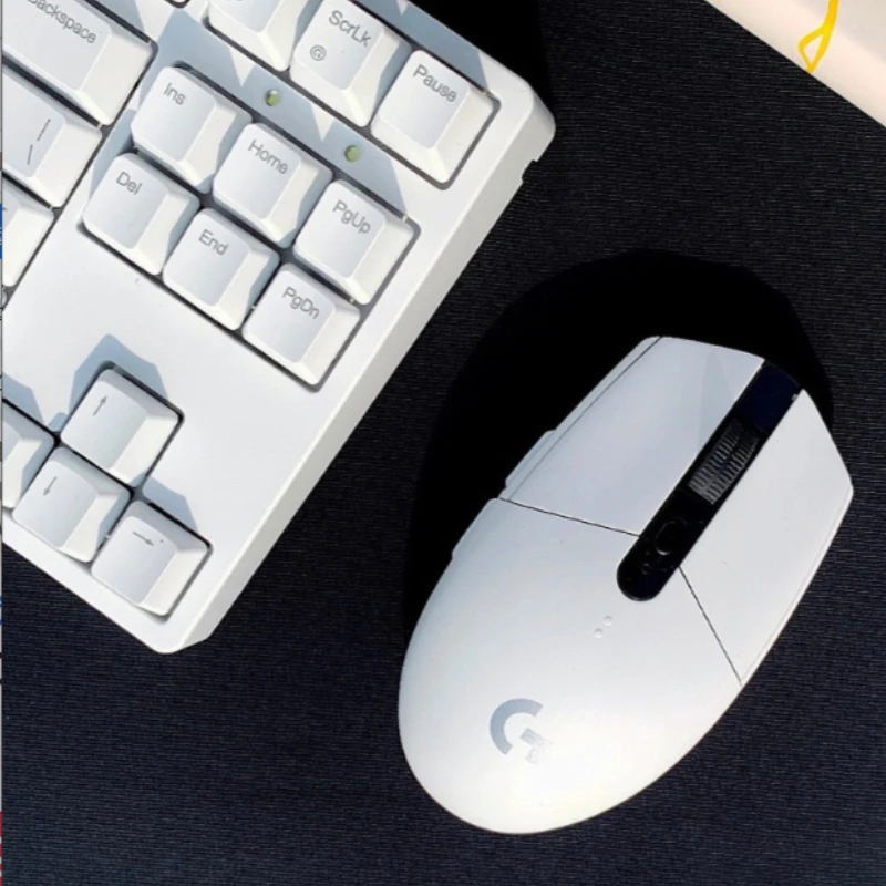 Oryginalna bezprzewodowa mysz do gier Logitech G304 Ligthspeed z czujnikiem Hero 12K 12000DPl kompatybilna z komputerami PC i Mac