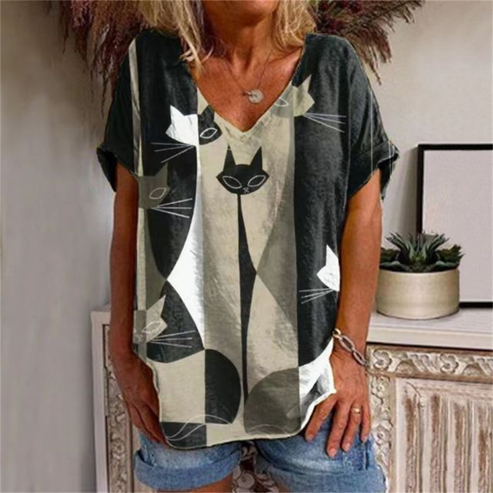 漫画アニメ猫女性の Tシャツファッショントップ Tシャツ 3d Tシャツ原宿カジュアル半袖 V ネック特大女性服
