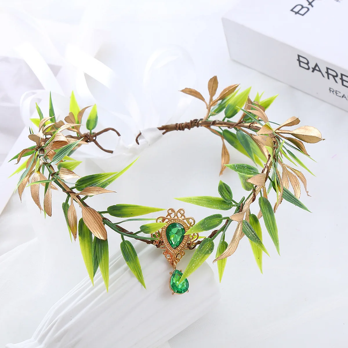 Enchanted Forest Fairy Leaf Crown Headpiece - Delicate Women's Costume Accessory for Cosplay Halloween Elf Princess