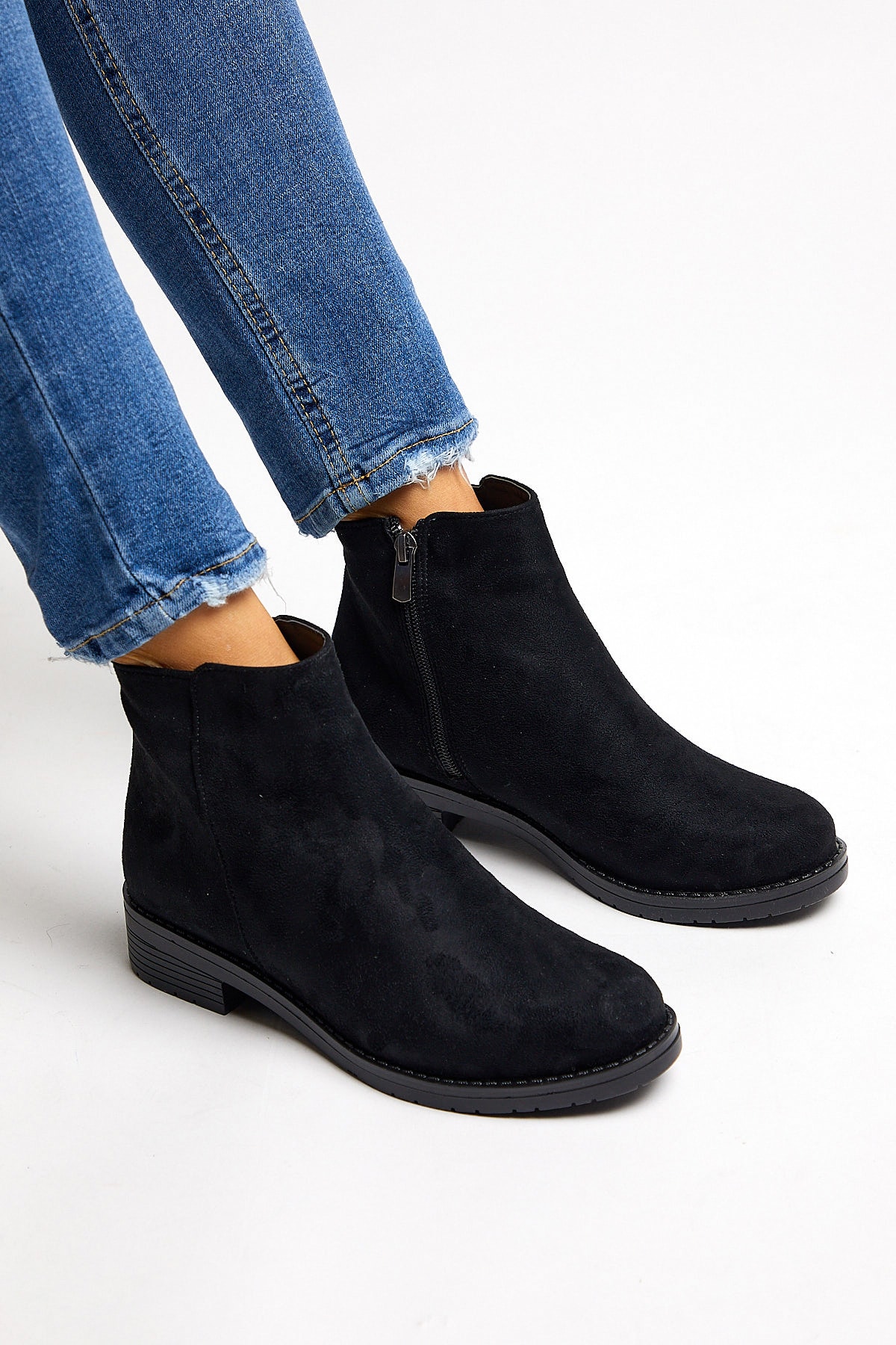 Sepatu Boots Wanita Kulit Hitam