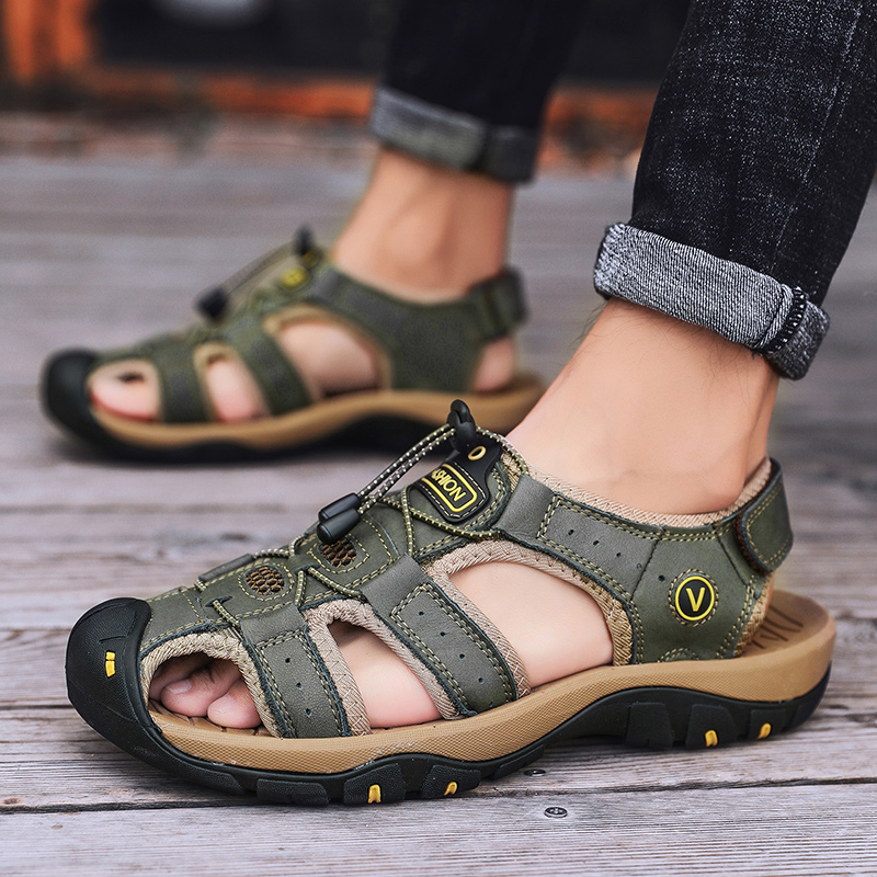 Sommer Männer Sandalen Leder Herren Casual Schuhe Atmungsaktive Outdoor Sandalen für Männer Strand Schuhe Hausschuhe Mode Römische Schuhe