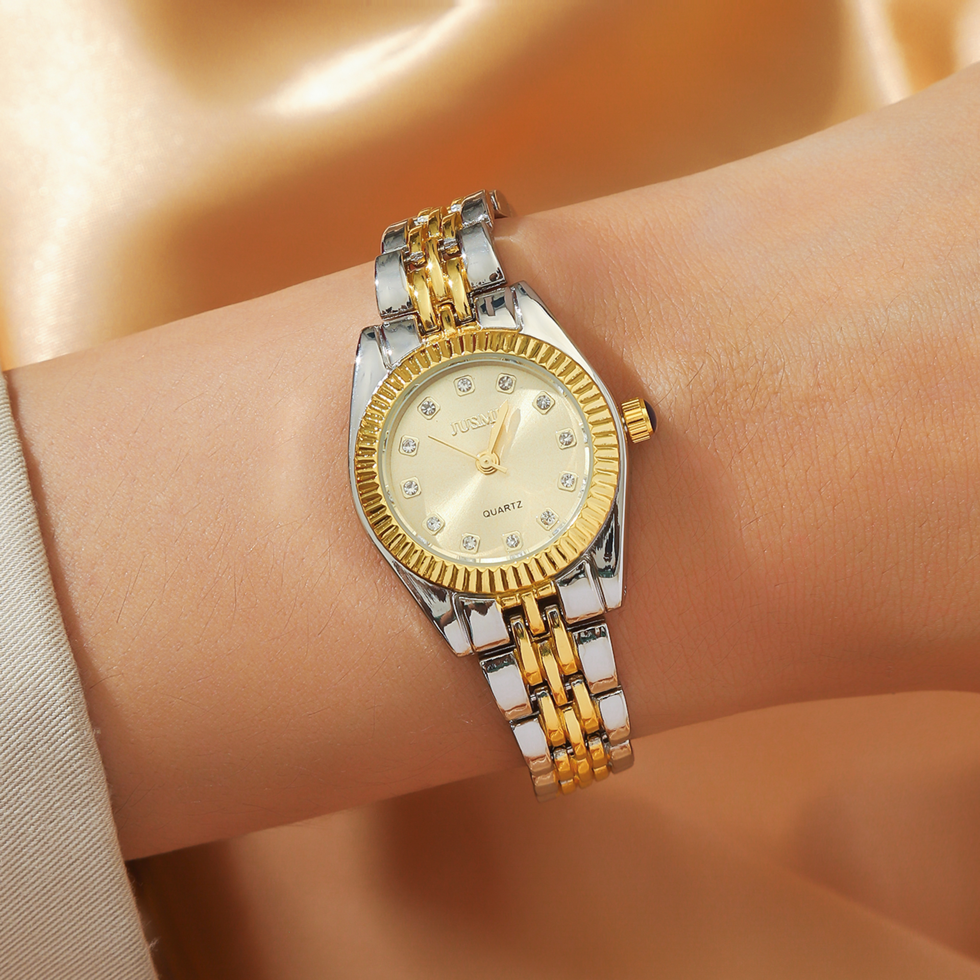 Feminino Aurora Shell diamante estrela relógio de quartzo, rosto Roma, pulseira dourada e aço, novo