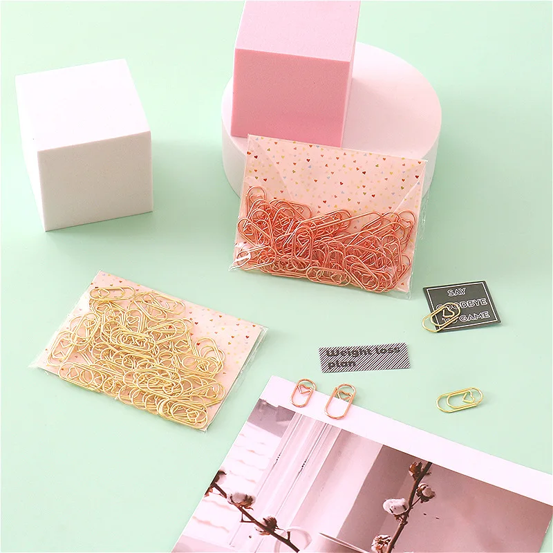 50 pz/borsa Cuore Graffette In Oro Rosa Mini Raccoglitore Pinze Segnalibri Biglietti Foto Morsetto Patchwork Pinze Ufficio Rilegatura Forniture