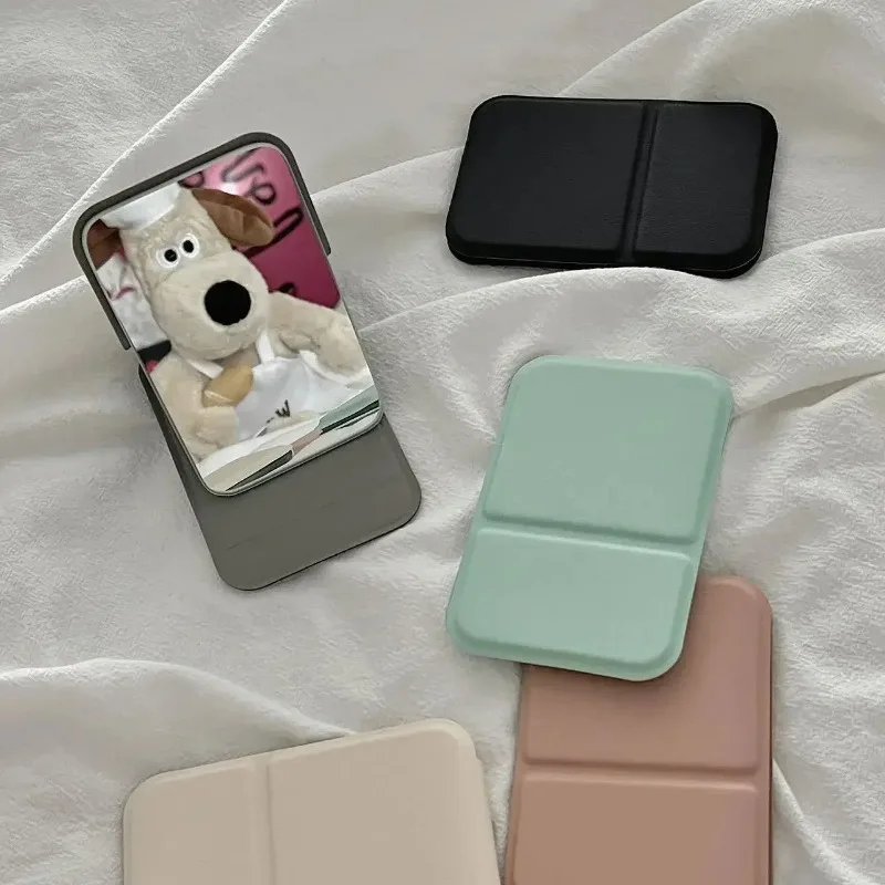 Specchio per il trucco da tavolo Specchio per il trucco portatile semplice in pelle PU tinta unita Specchio tascabile carino compatto per studenti pieghevole