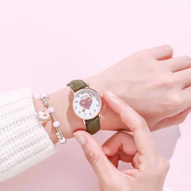 Lindo reloj con esfera en forma de corazón brillante para niños, luminoso fluorescente, reloj de moda para estudiantes, amor Simple en primera vista