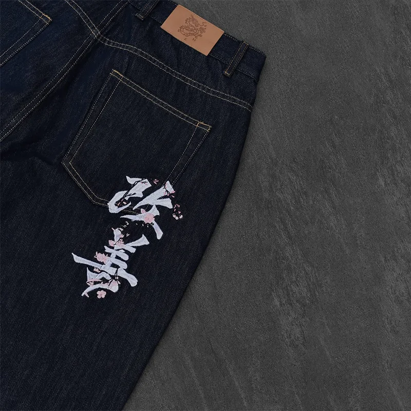 Weiße chinesische Charakter Muster Stickerei Tasche hohe Taille lose dunkle gerade Bein Jeans Y2K Männer Frauen Retro Casual Streetwear