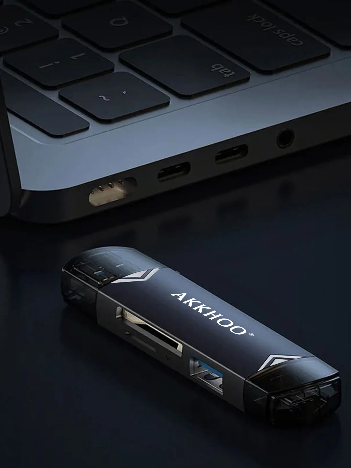 Type-C 6-in-1 multi-function card reader,TF/SD card USB adapter, high-speed transmission