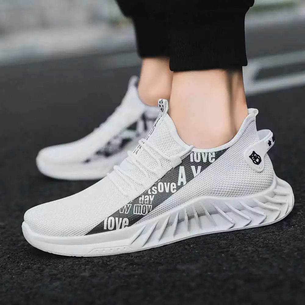 Zapatillas de deporte informales transpirables de malla para hombre, suela suave antideslizante, cómodas, para correr al aire libre, zapatos deportivos ligeros para estudiantes a la moda