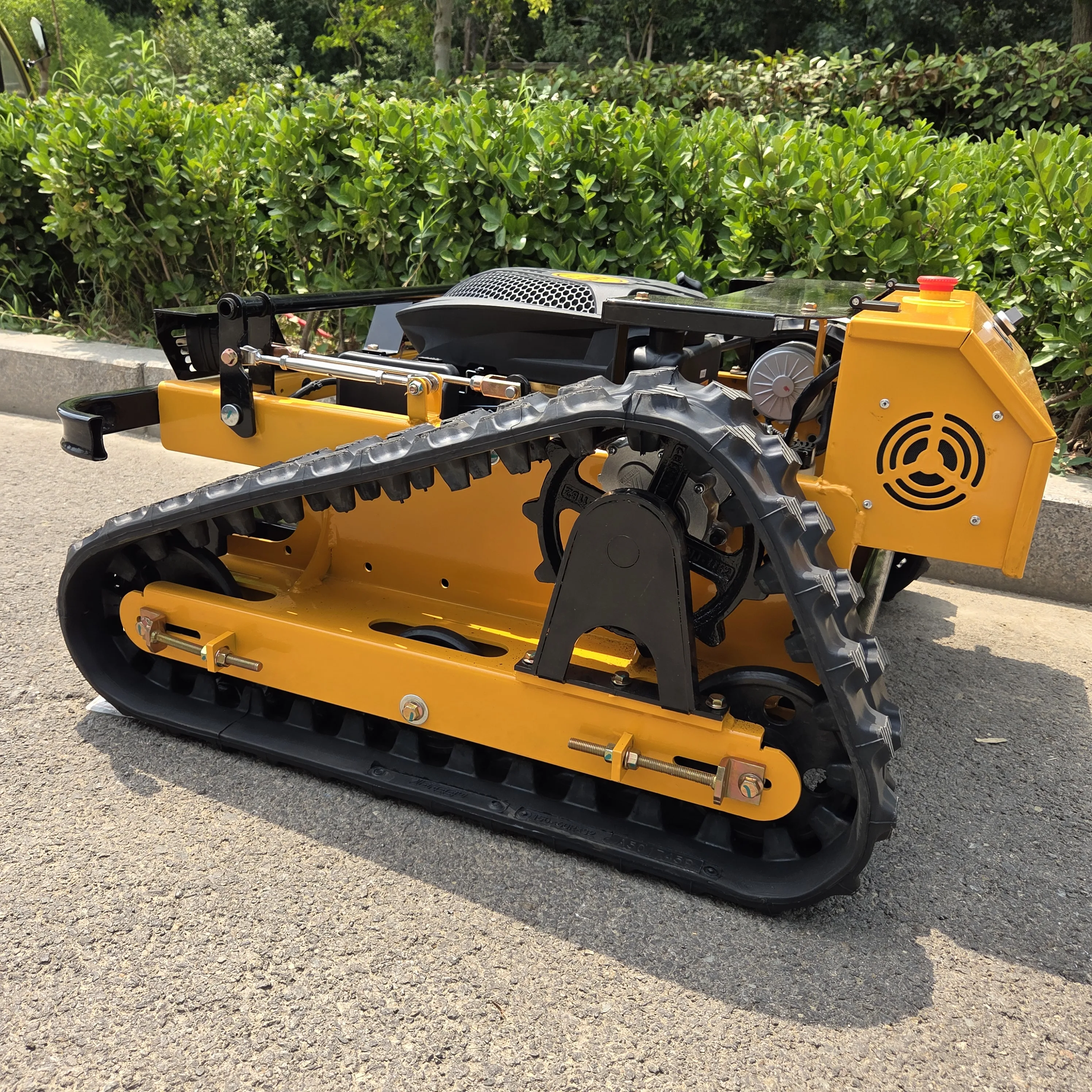 Ferngesteuerter Kletterrasenmäher Intelligenter Hausroboter Bewahren Sie effizient den Gartenrasen