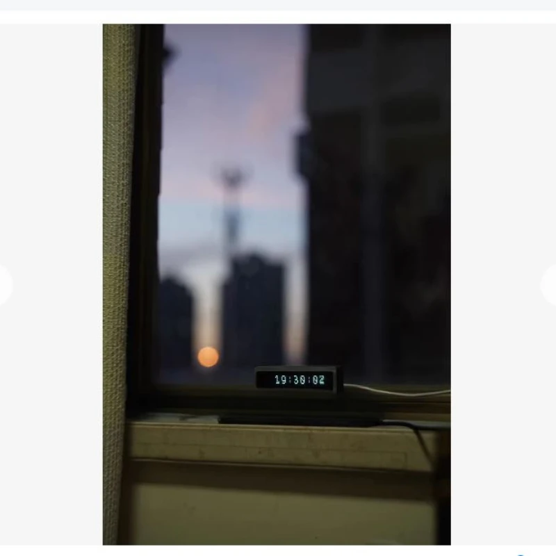 Nuevo bricolaje con diseño inteligente de temperatura, pantalla de alta definición, reloj de red de escritorio Typec VFD