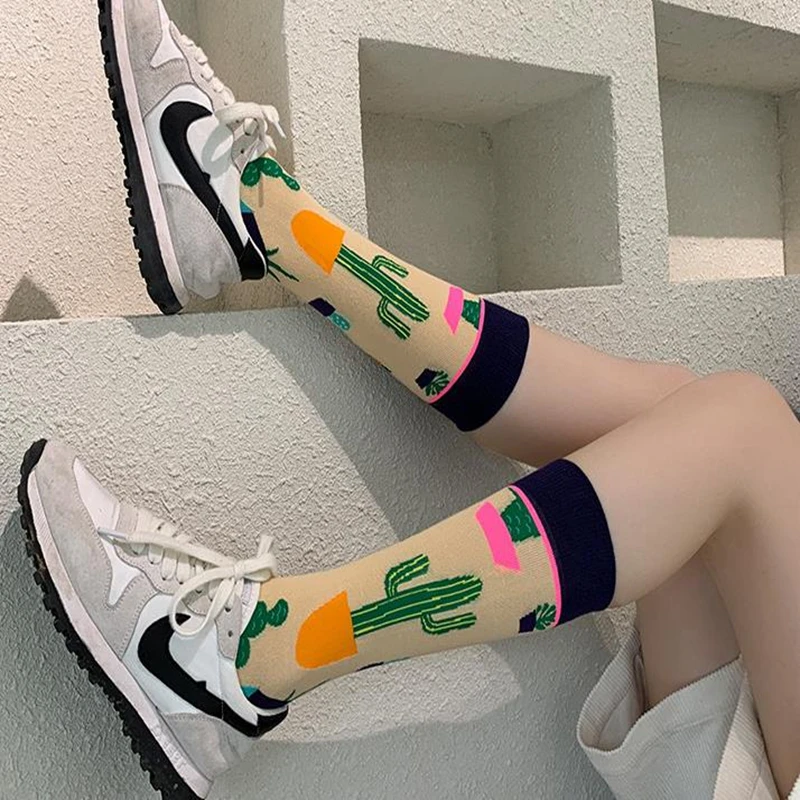 Calcetines coloridos de moda para primavera y otoño para mujer, calcetines de algodón con diseño de erizo y perezoso, calcetines rectos con personalidad a la moda
