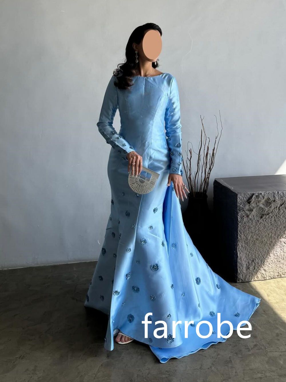 Maßgeschneiderte formelle Plissee-Blumen-Meerjungfrau-Midikleider mit O-Ausschnitt, maßgeschneiderte Anlasskleider, klassisch, exquisit, moderner Stil, Pastrol Unise