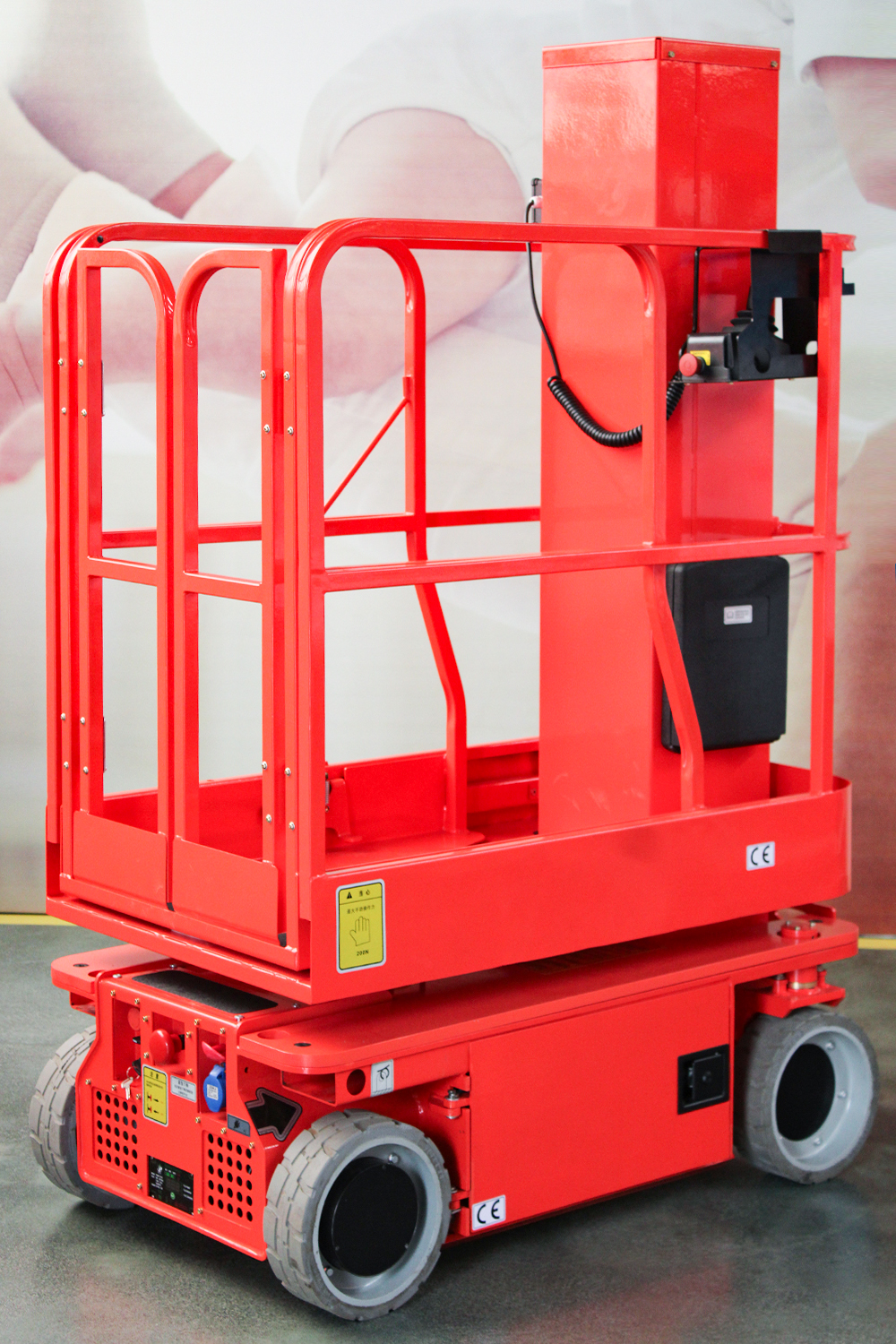 エバーライフ-技術的な高速リフトプラットフォーム、エレベーター作業プラットフォーム、CE付き鉛蓄電池/リチウム電池、3.6m、4.8m、6m