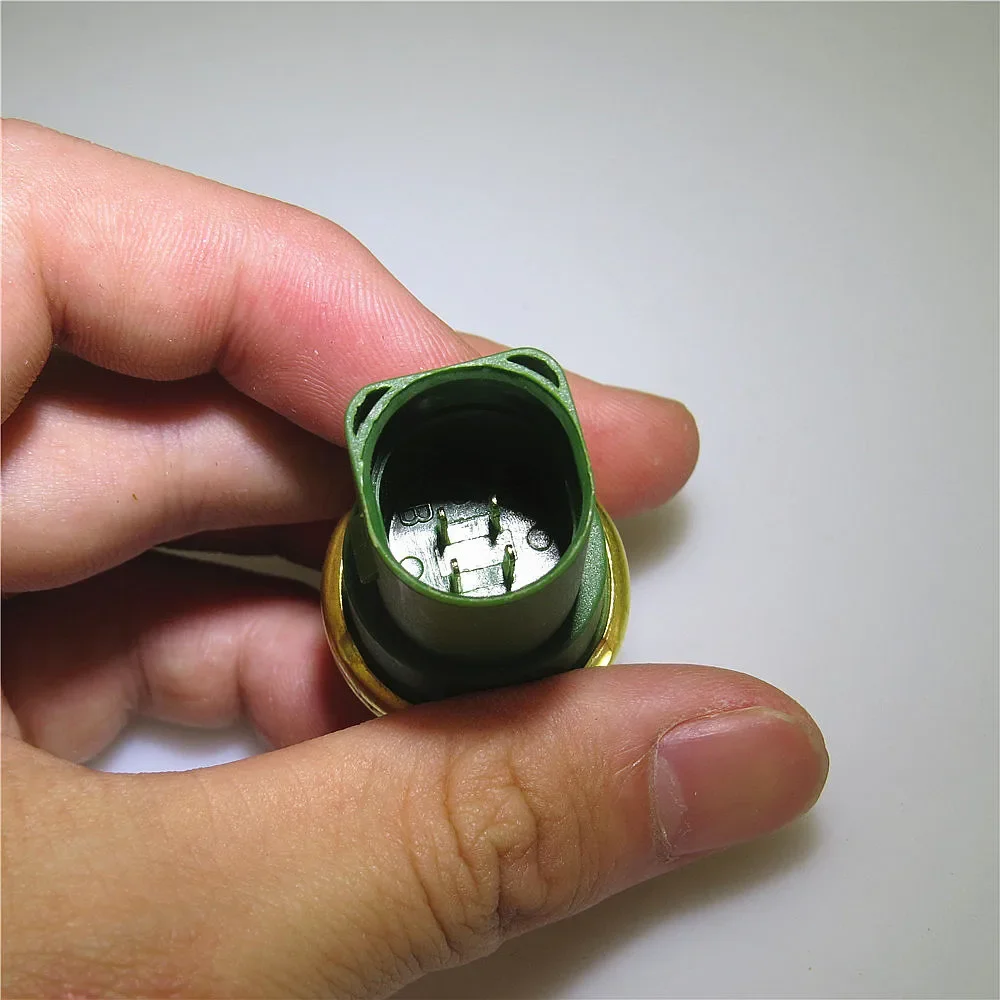 Sensor de temperatura do líquido refrigerante da temperatura da água do carro para audi a2 a3 8p a4 b6 a6 c5 para volkswagen passat beetle jetta golf 4 mk4 059919501 Um
