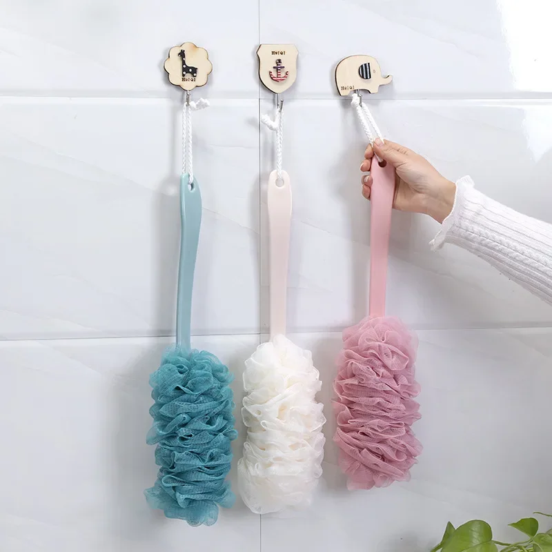 Cepillos de fregado de ducha para el baño, esponjas traseras de malla suave con mango largo colgante, accesorios de limpieza corporal, nuevo